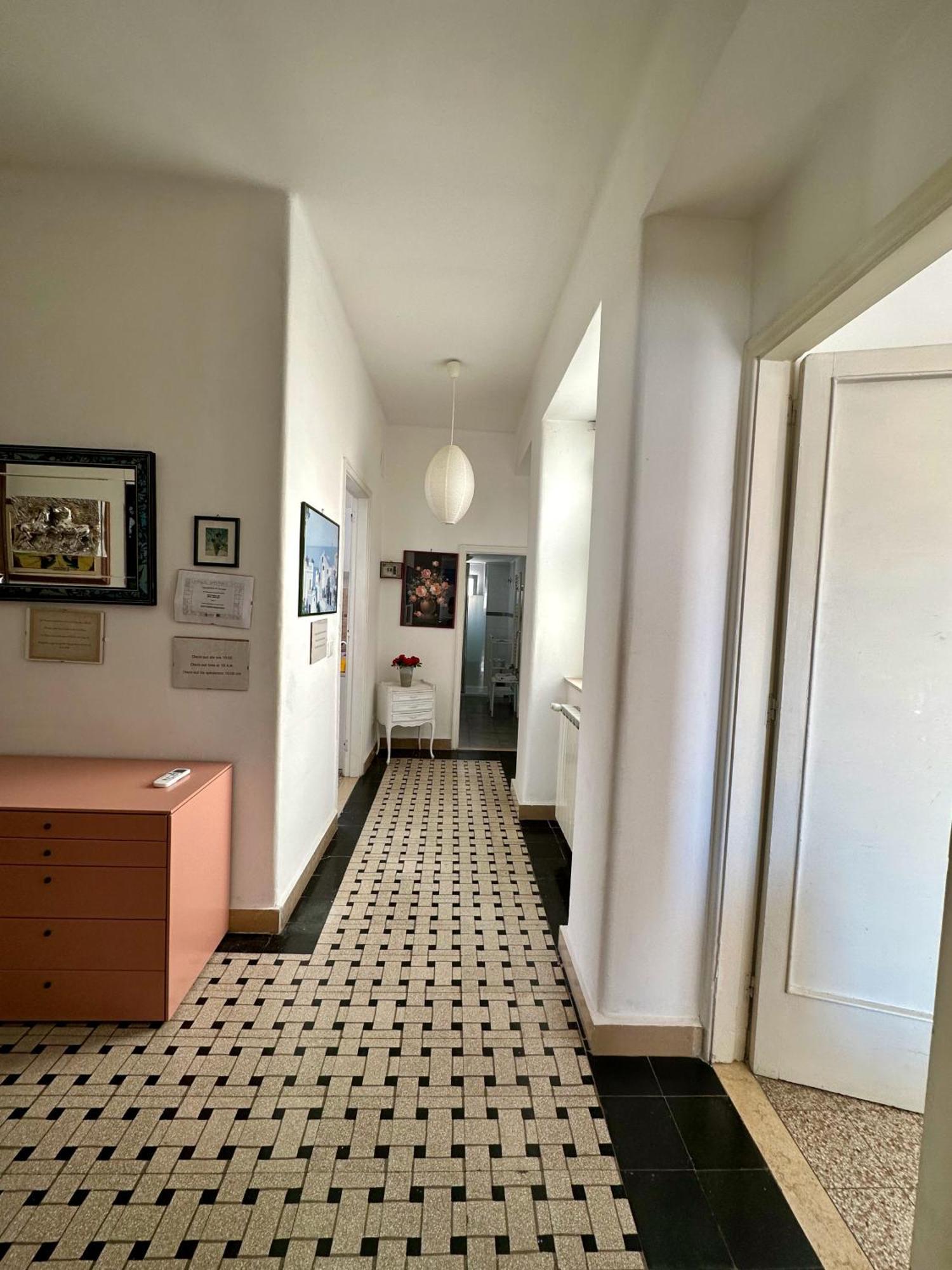 Appartamento Via Trevisani Bari Exterior foto